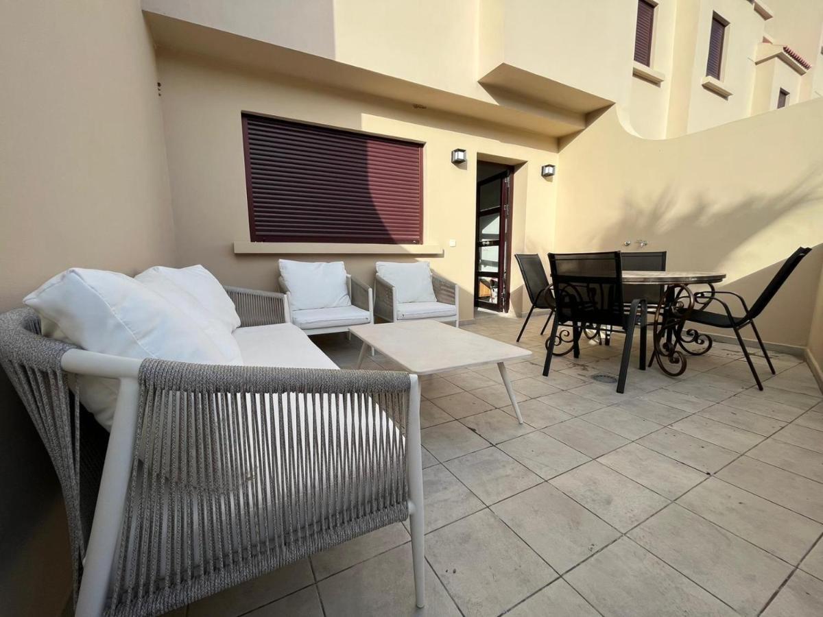 Chalet Adosado El Medano Екстериор снимка